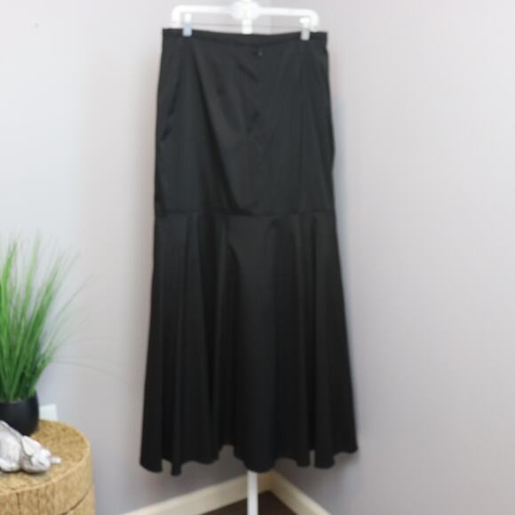 Xscape by Joanna Chen Black Evening Maxi Skirt Size 12 – NWT - Picture 2 of 3